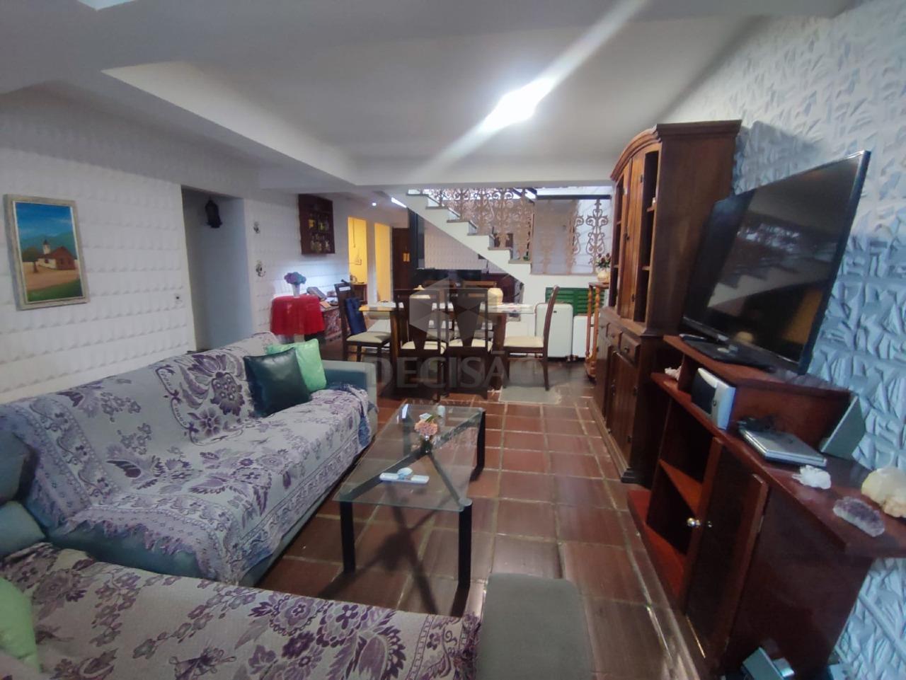 Casa à venda no Serra: 