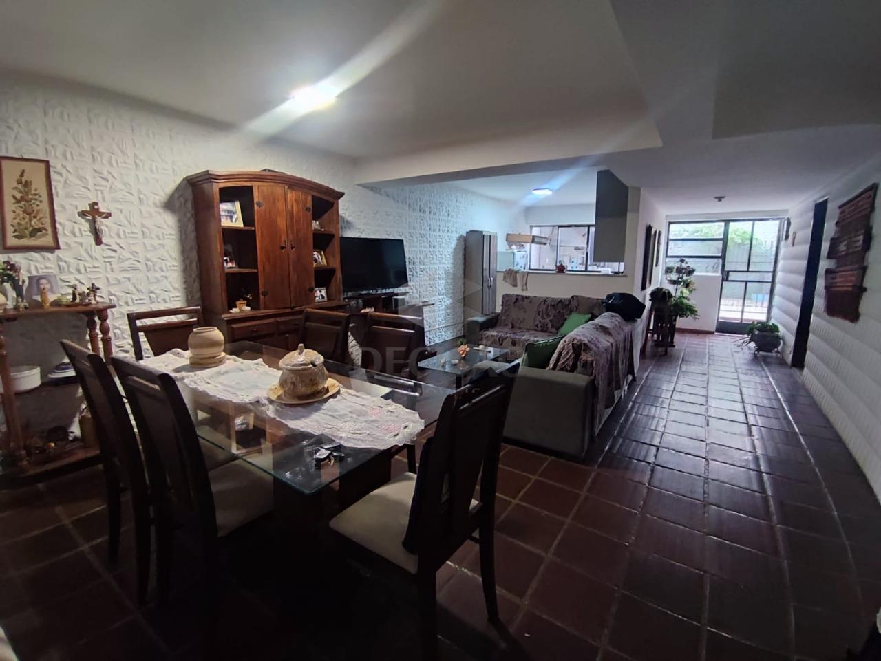 Casa à venda no Serra: 