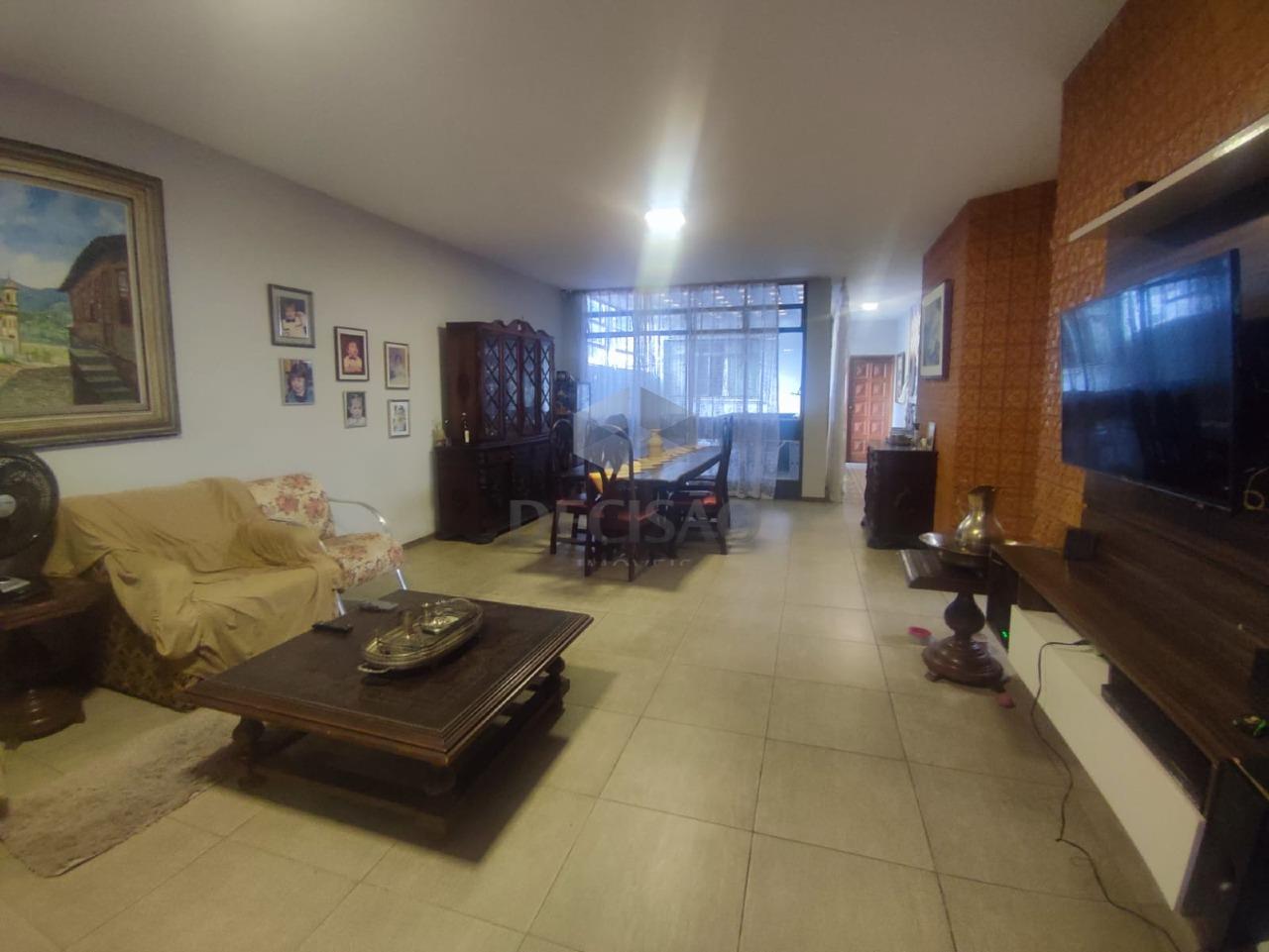 Casa à venda no Serra: 