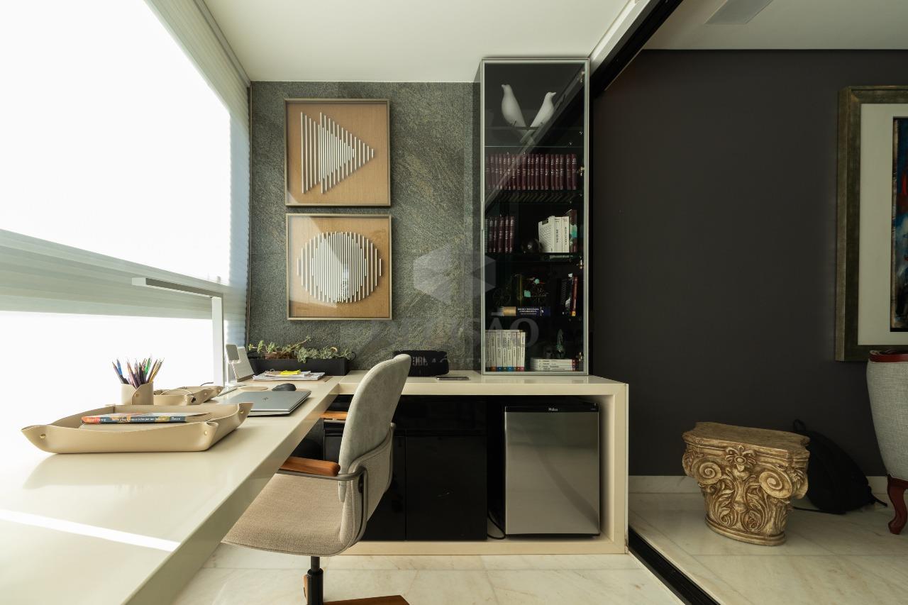 Apartamento 4 Quartos à venda no Funcionarios: 