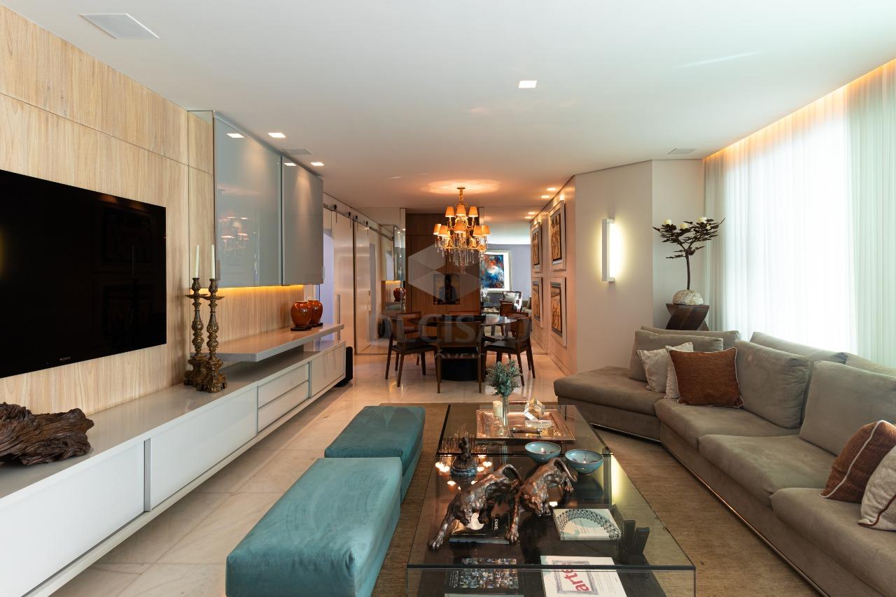 Apartamento 4 Quartos à venda no Funcionarios: 