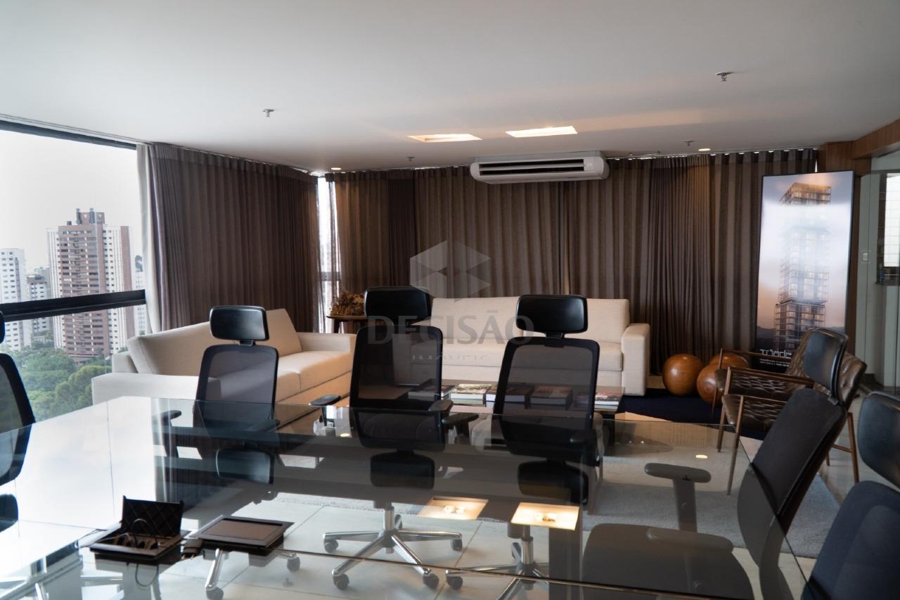 Andar corrido à venda no Belvedere: 