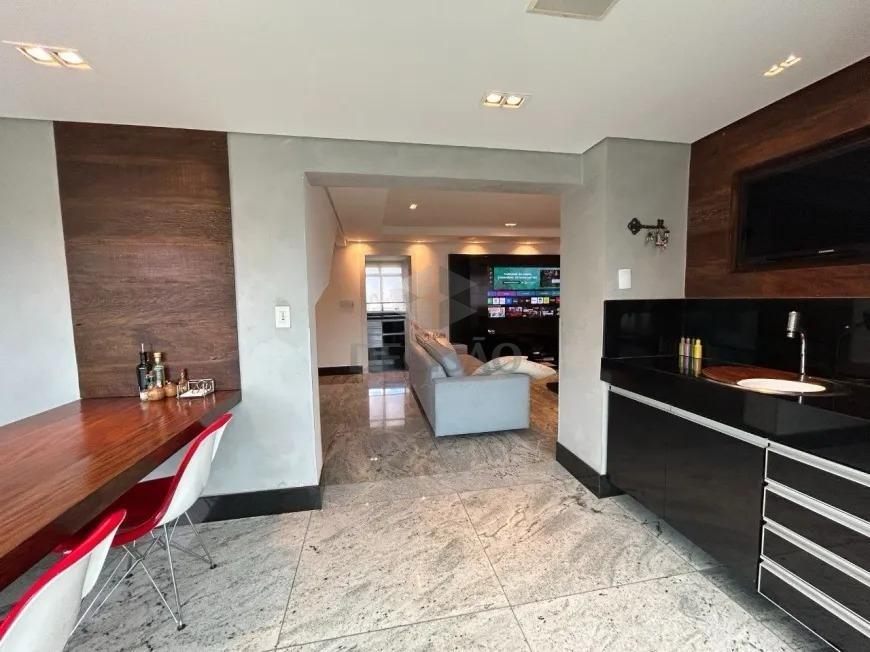 Cobertura à venda no Coraçao de Jesus: 