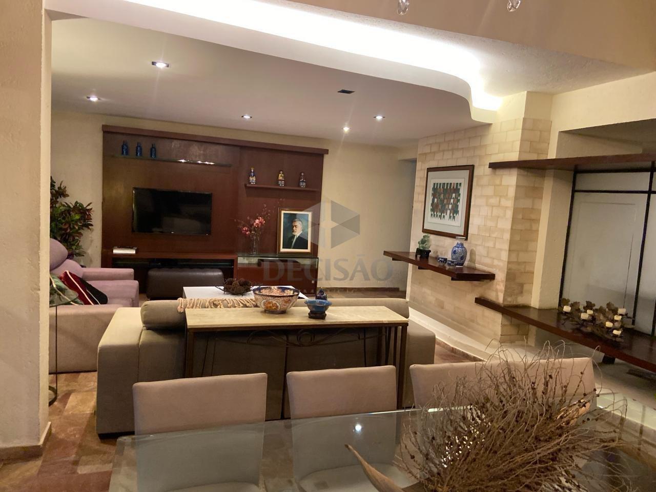 Casa à venda no Belvedere: 