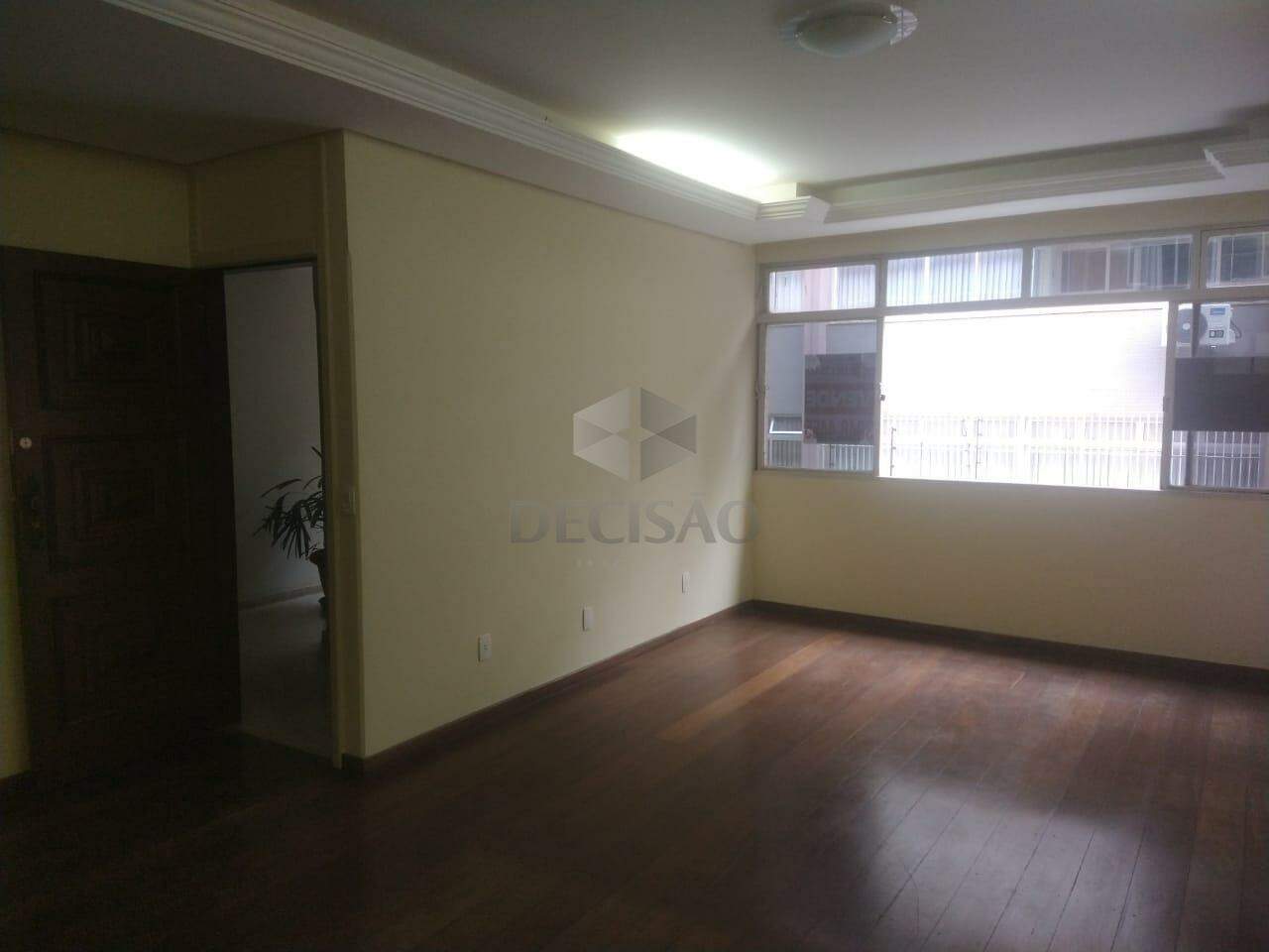 Apartamento 4 Quartos à venda no Funcionarios: 