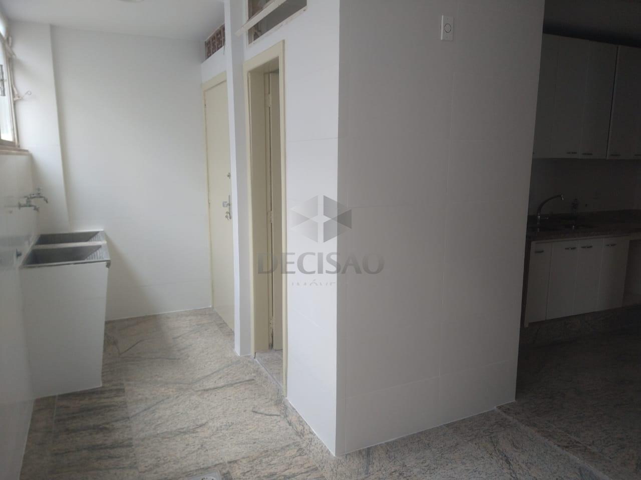 Apartamento 4 Quartos à venda no Funcionarios: 