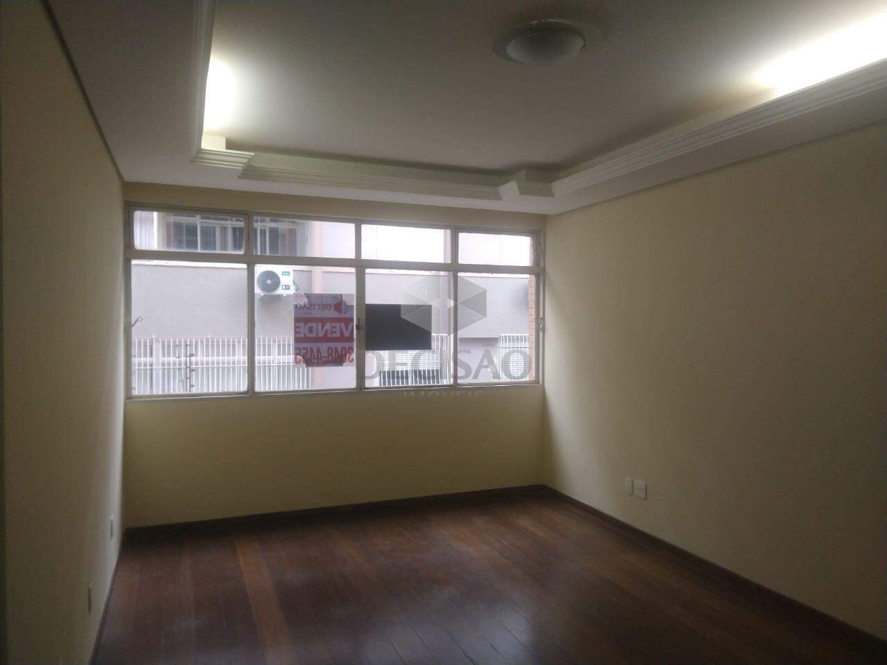 Apartamento 4 Quartos à venda no Funcionarios: 