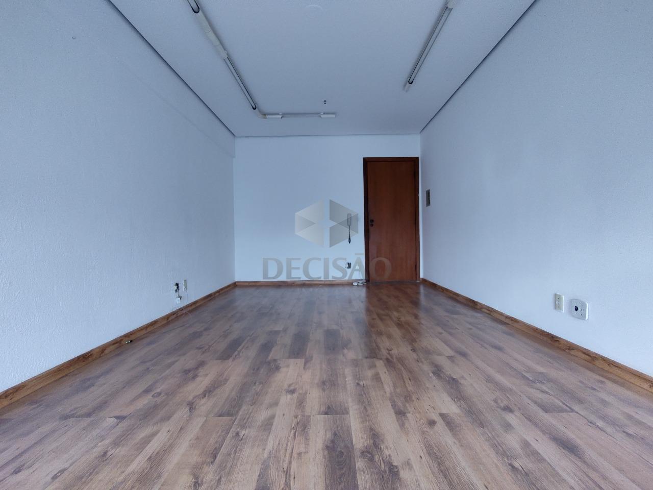 Sala à venda no Santo Antonio: 