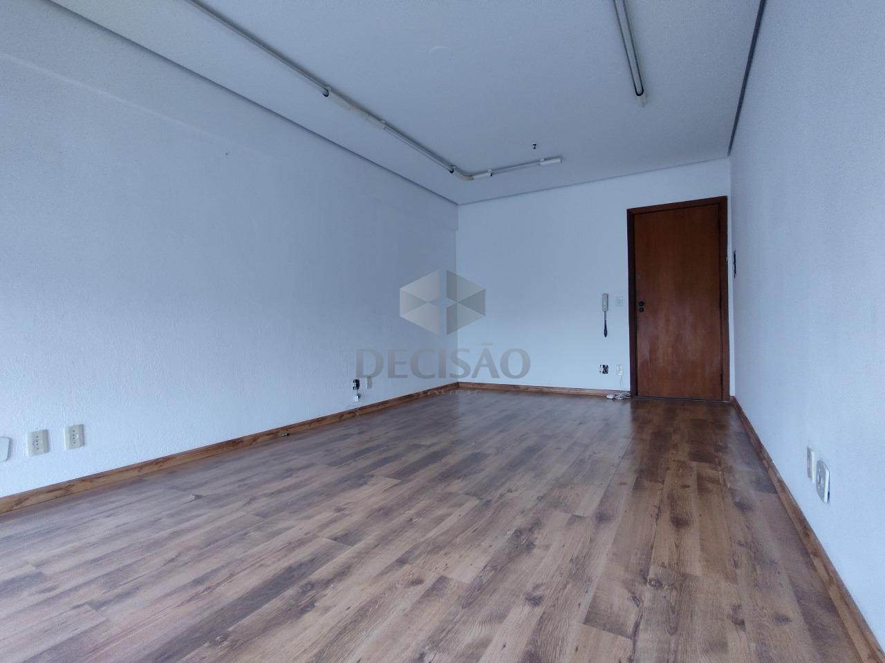 Sala à venda no Santo Antonio: 