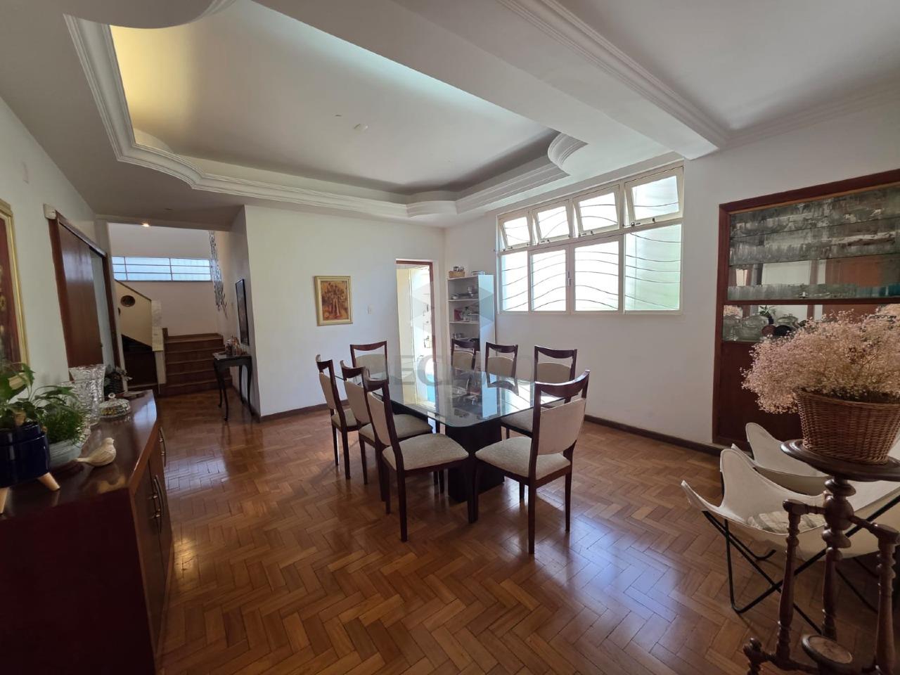 Casa à venda no Serra: 