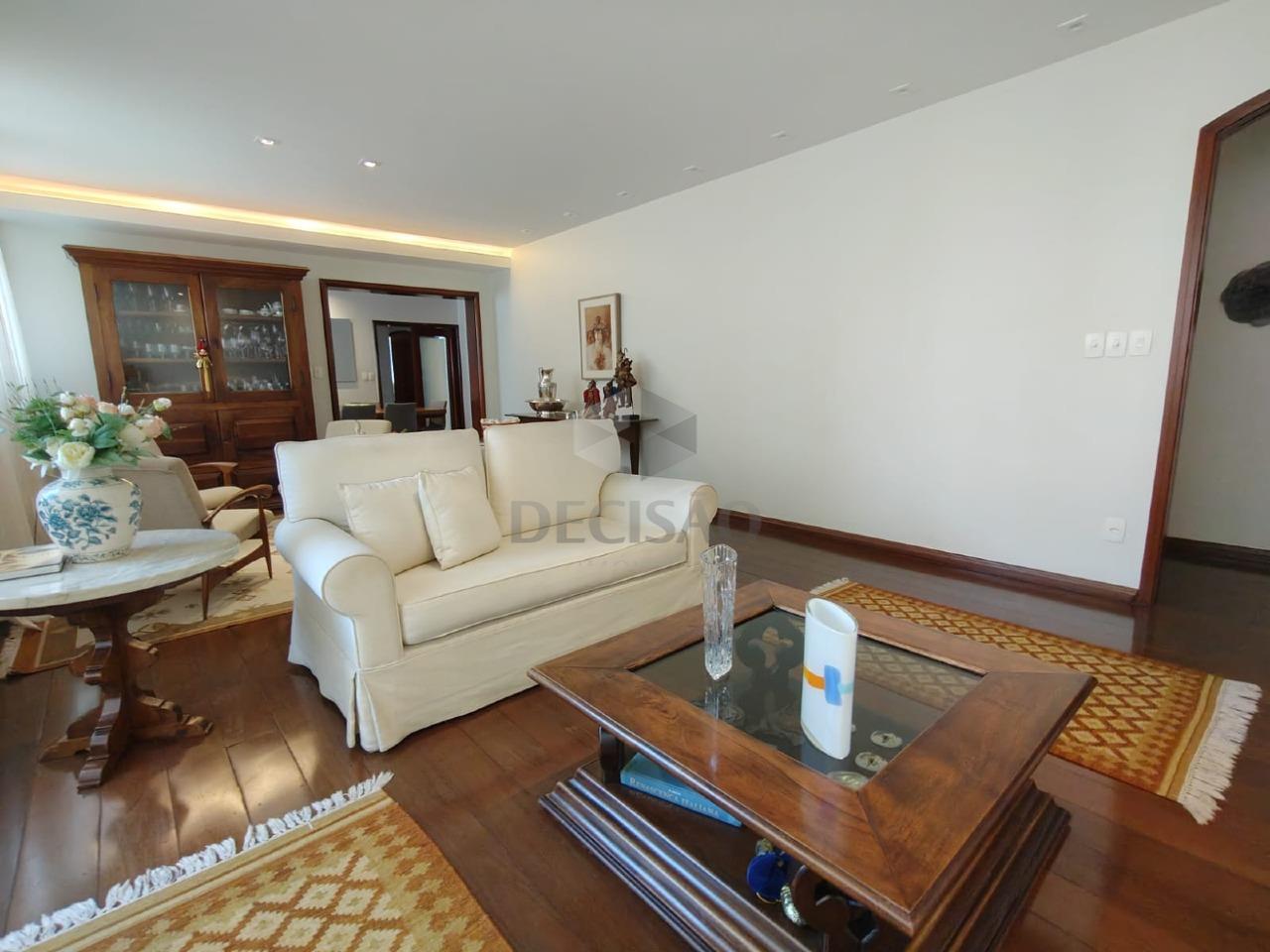 Apartamento 4 Quartos à venda no Funcionarios: 