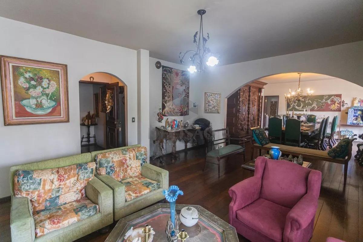 Cobertura Linear à venda no Sion: 