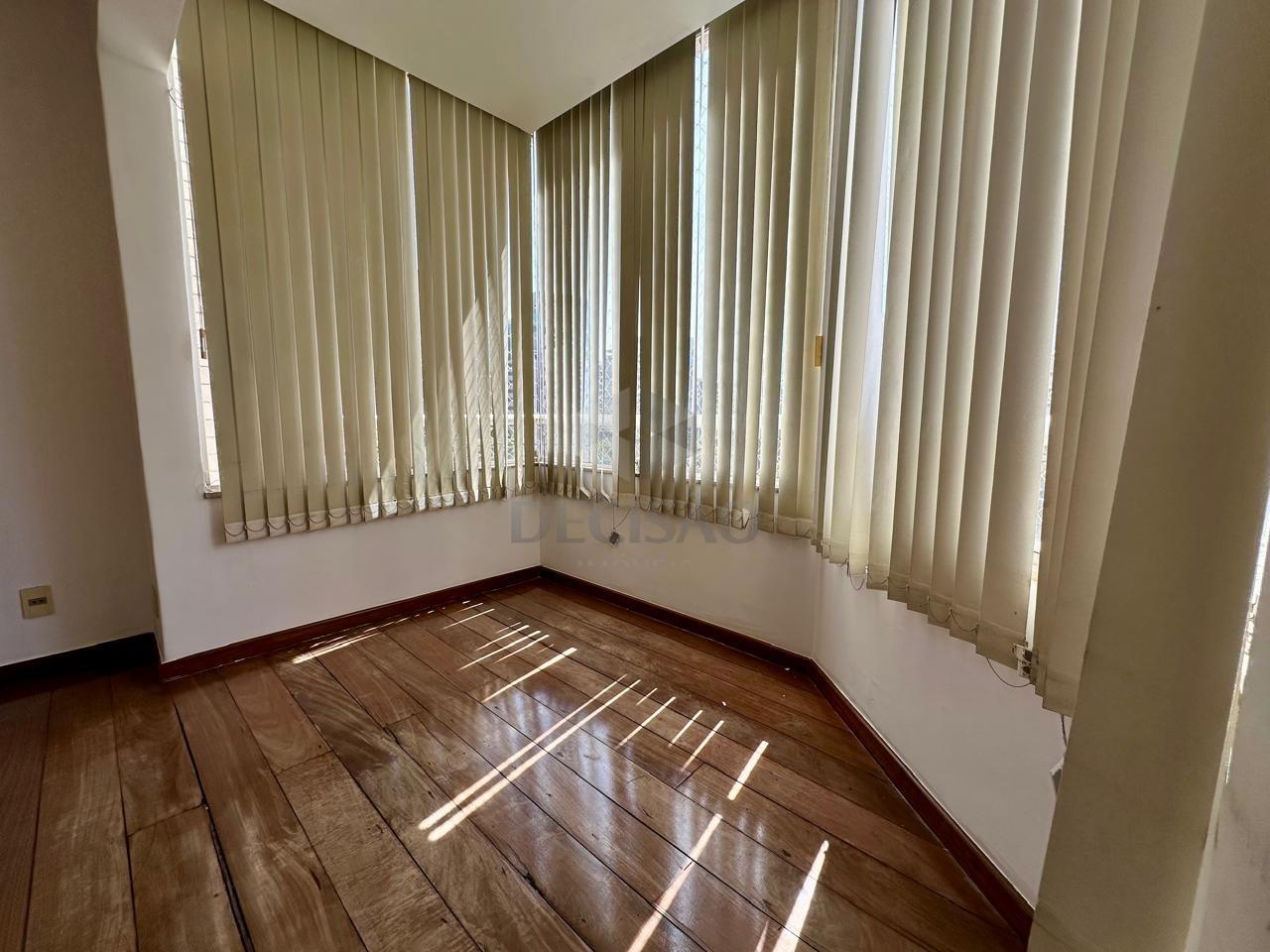 Apartamento 3 Quartos à venda no Carmo: 