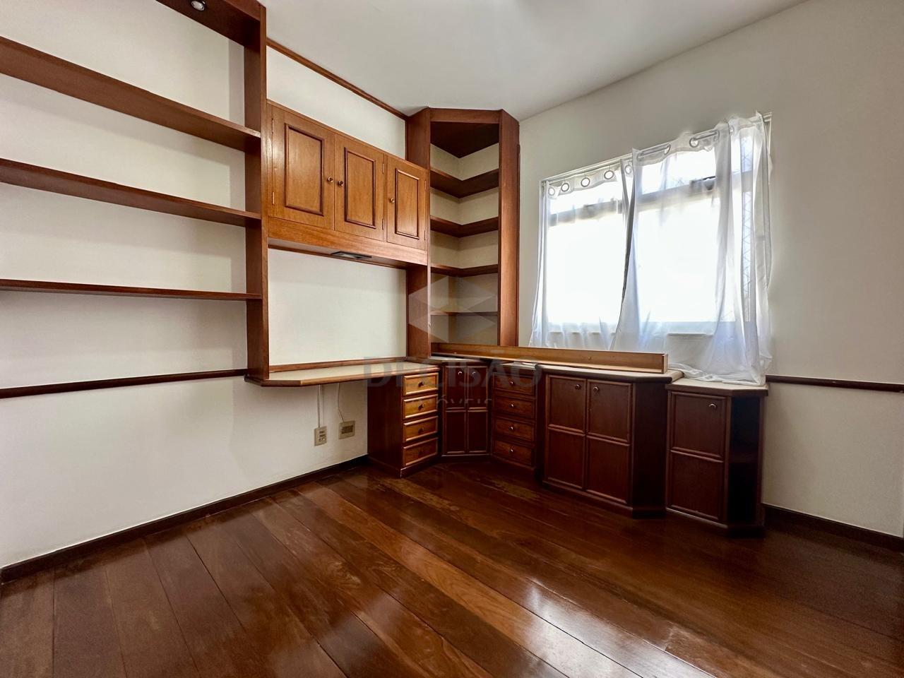 Apartamento 3 Quartos à venda no Carmo: 