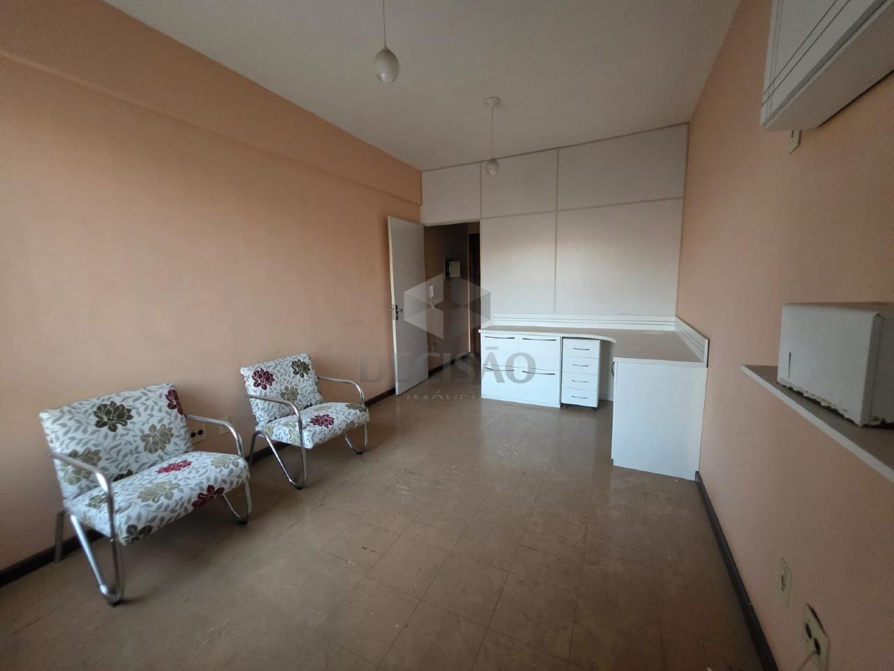 Sala à venda no Santa Efigênia: 