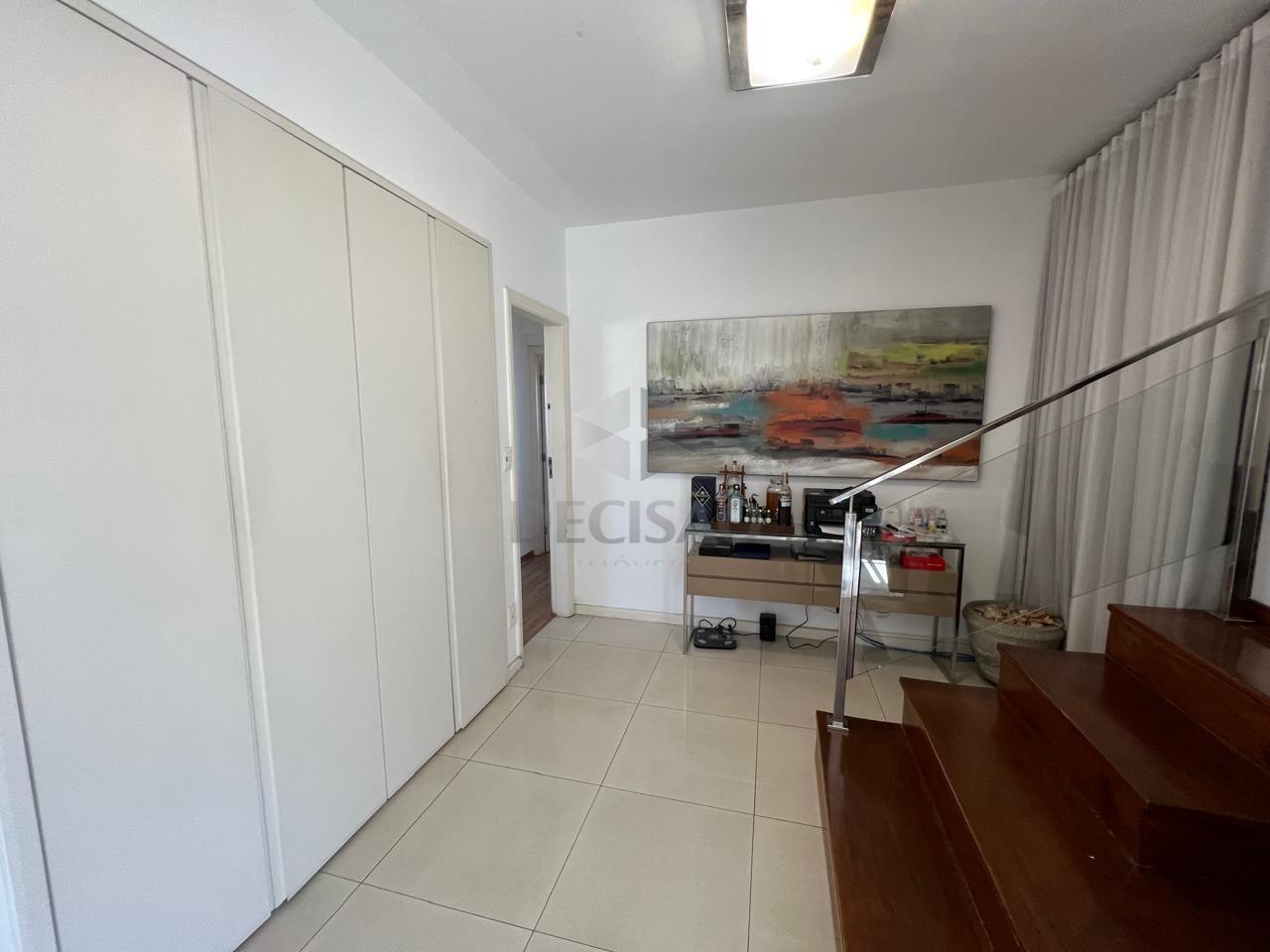 Cobertura à venda no Cruzeiro: 