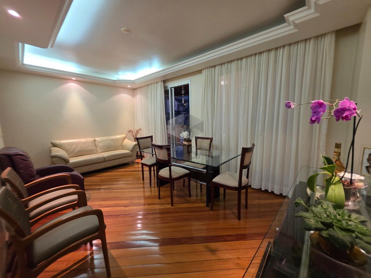 Apartamento 3 Quartos à venda no Carmo: 