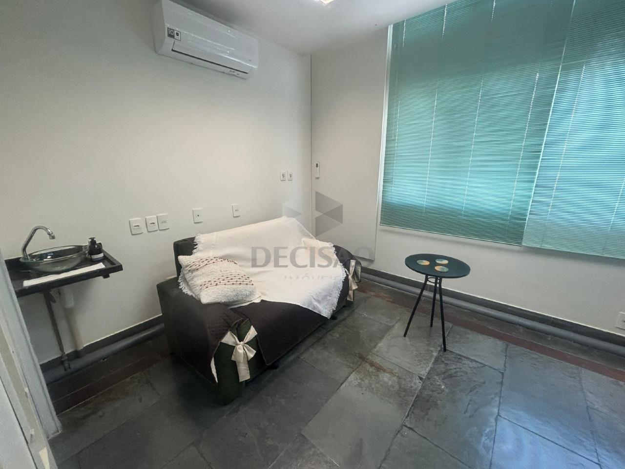 Sala à venda no Santo Agostinho: 