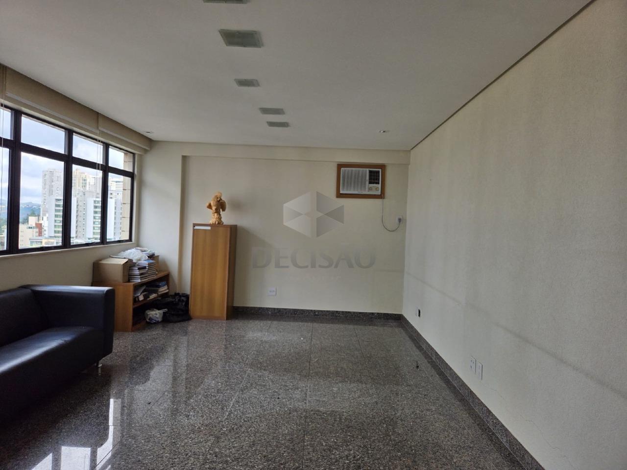 Sala à venda no Vila da Serra: 