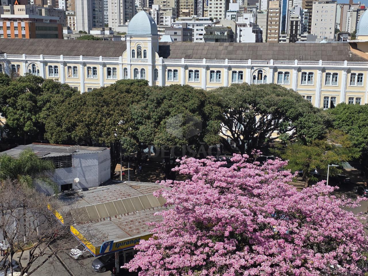 Sala à venda no Santa Efigênia: 