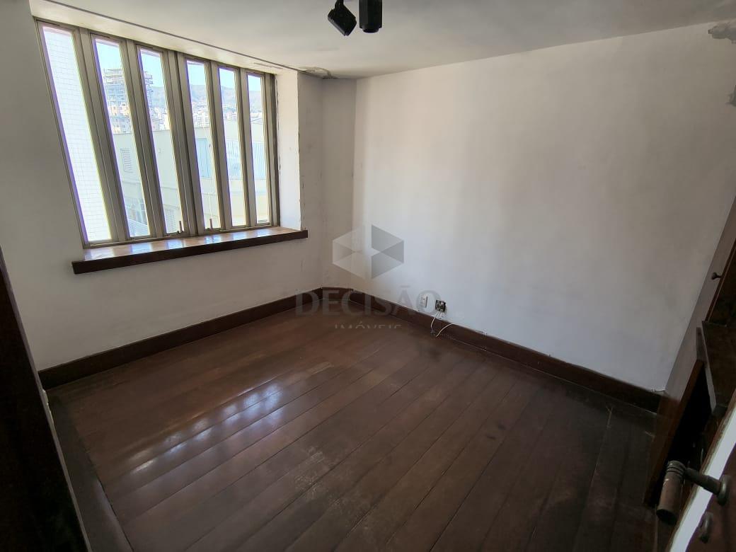 Cobertura à venda no Cruzeiro: 