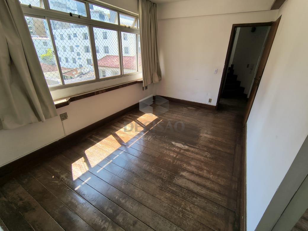 Cobertura à venda no Cruzeiro: 