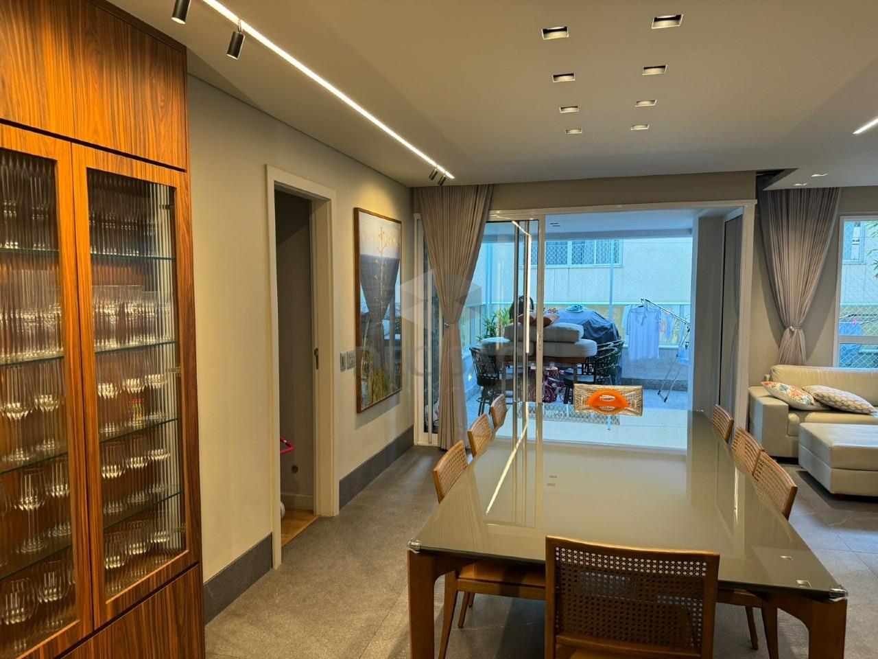 Área privativa à venda no Lourdes: 