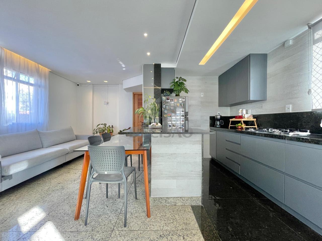 Cobertura à venda no Santo Antonio: 