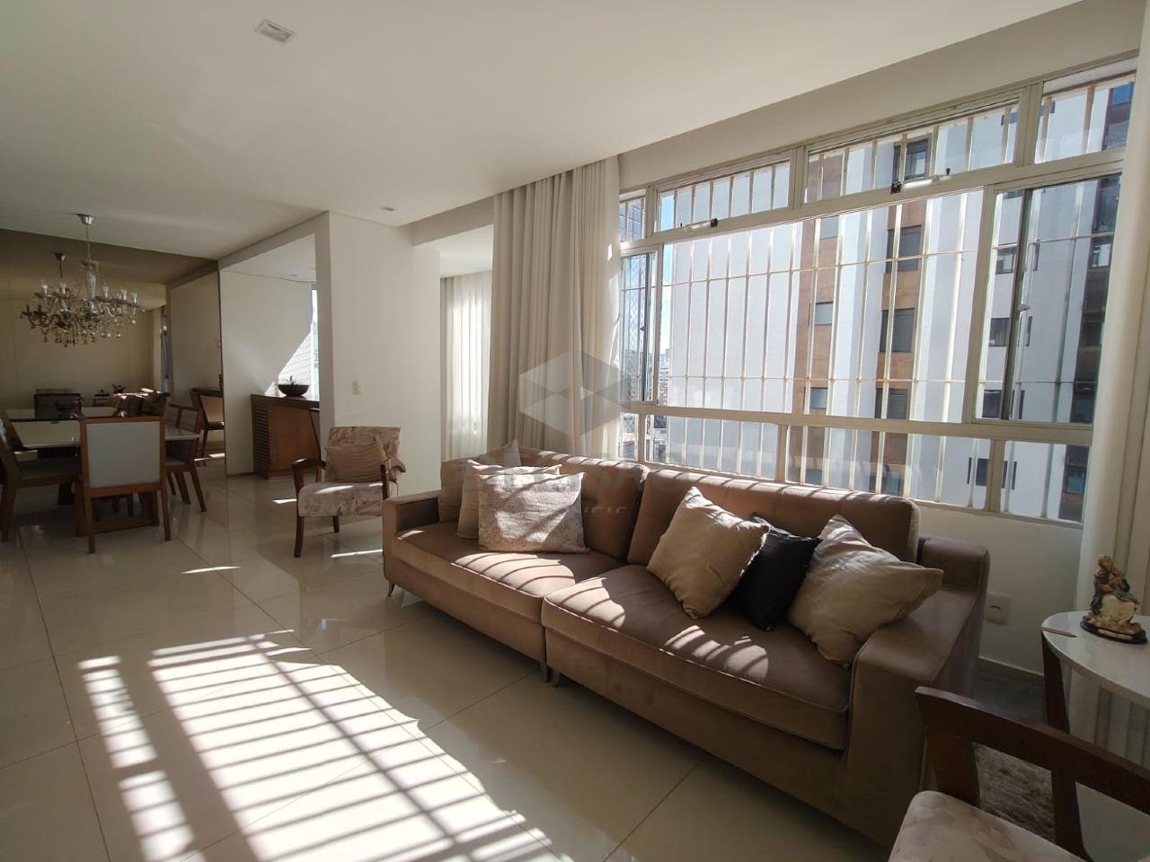 Apartamento 4 Quartos à venda no Cruzeiro: 