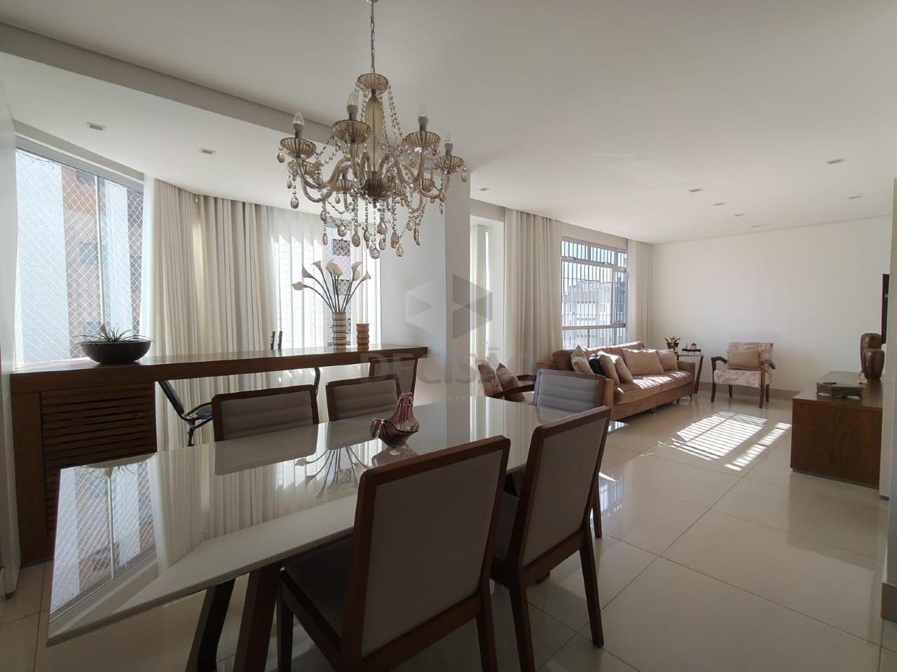 Apartamento 4 Quartos à venda no Cruzeiro: 