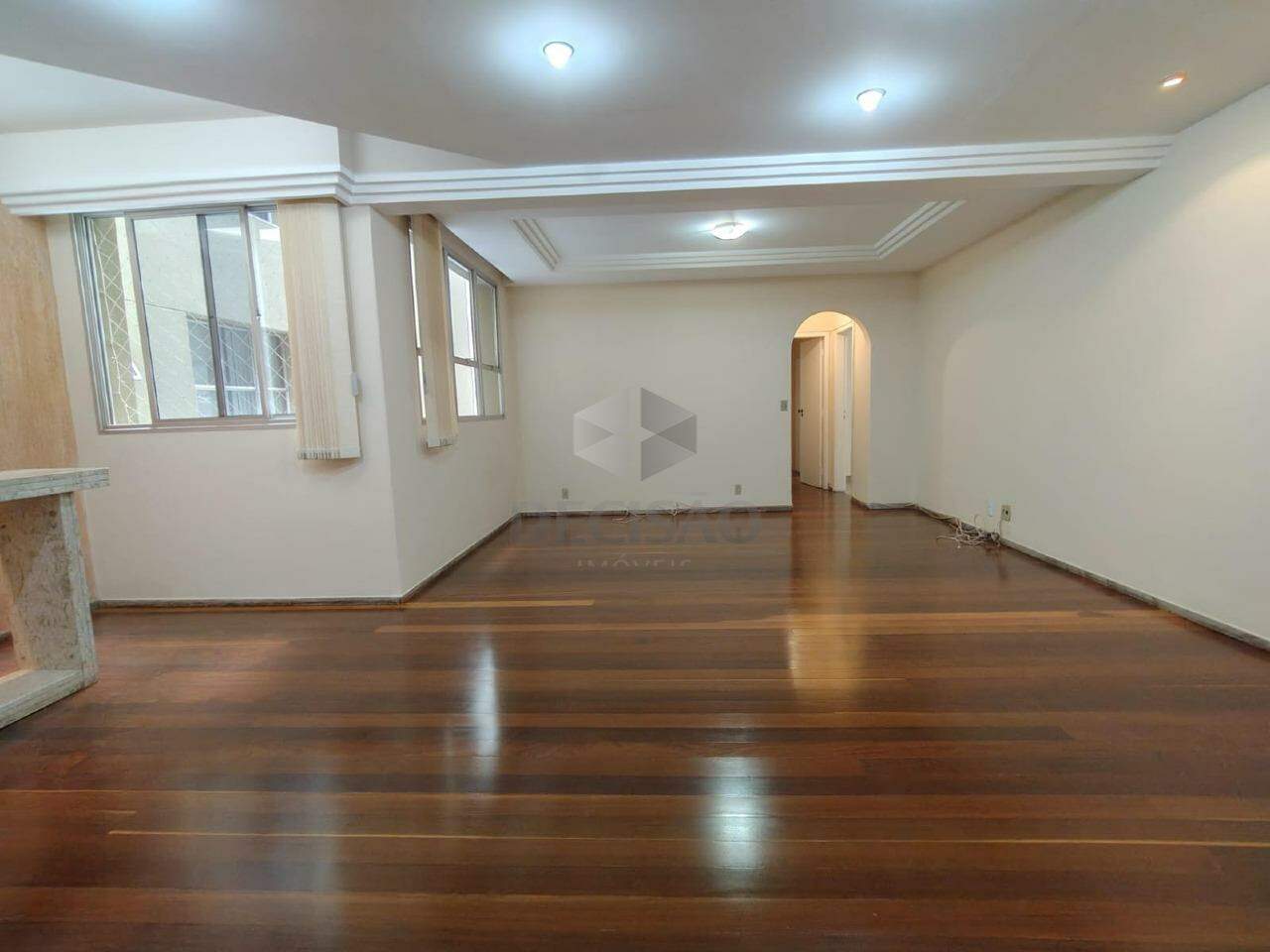 Apartamento 4 Quartos à venda no Funcionarios: 