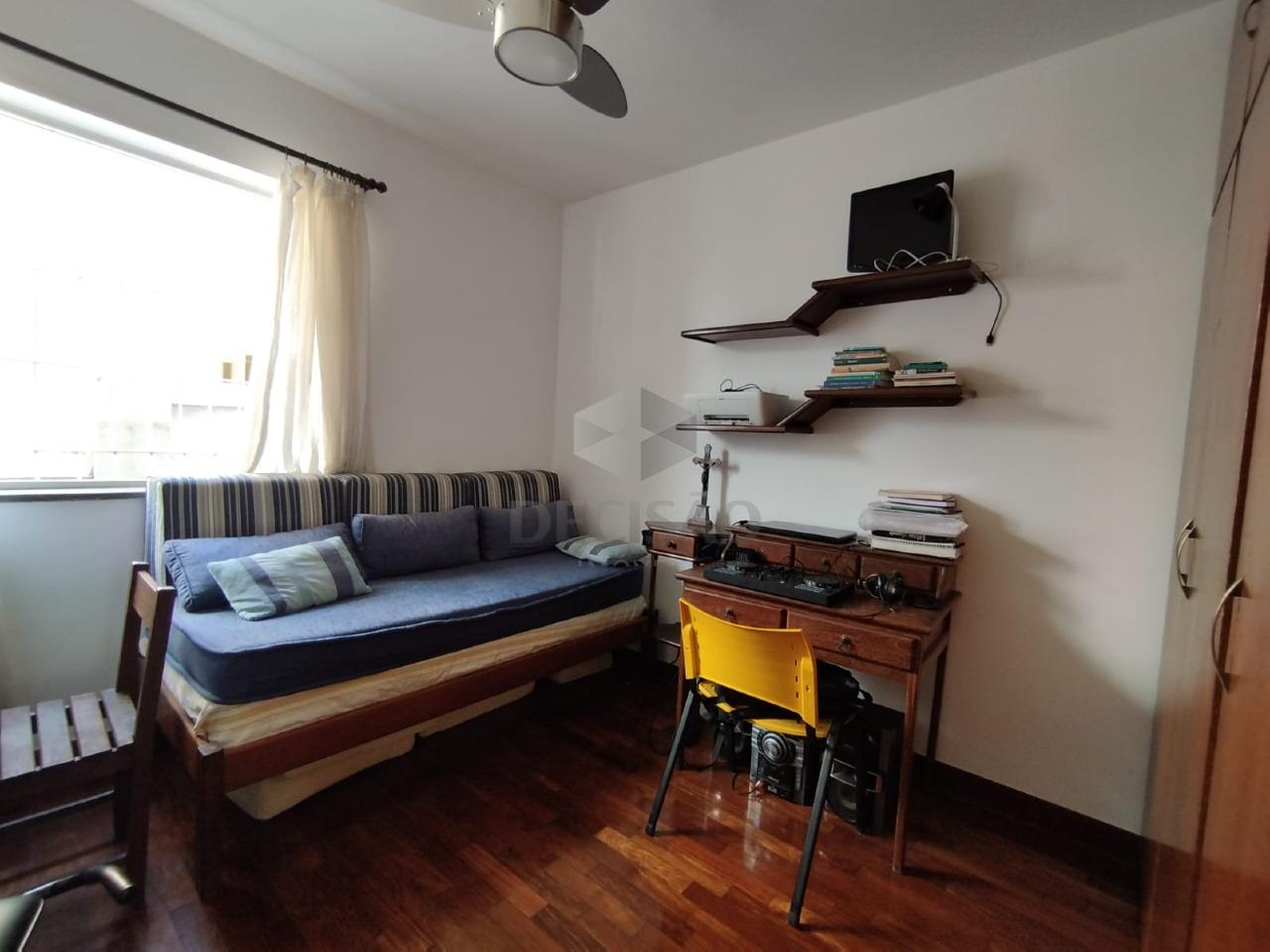 Apartamento 4 Quartos à venda no Coraçao de Jesus: 