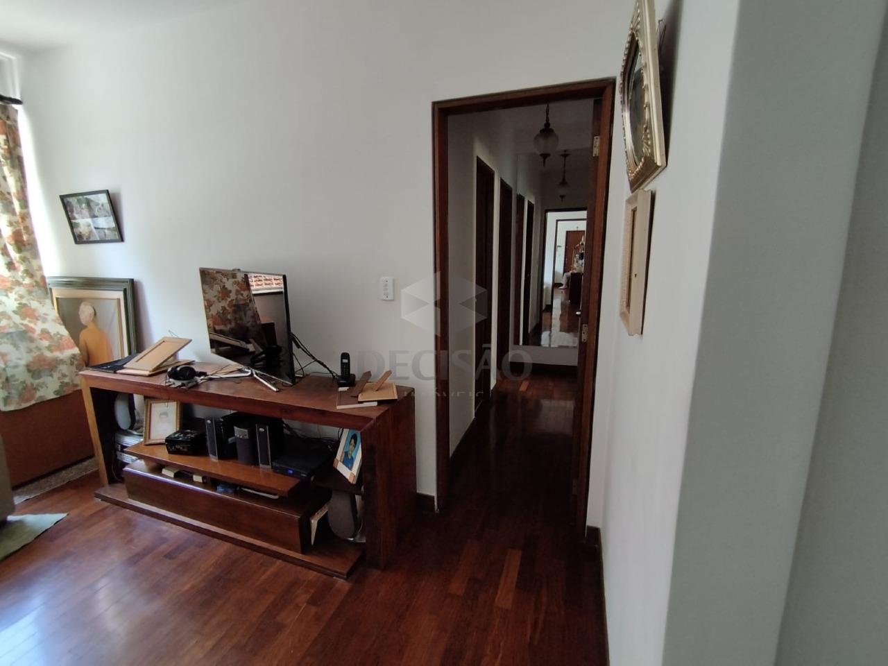 Apartamento 4 Quartos à venda no Coraçao de Jesus: 