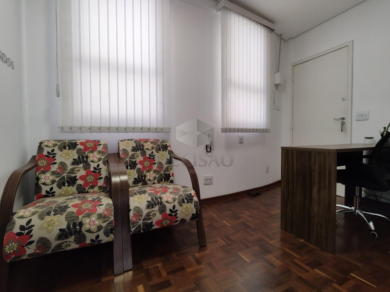 Sala à venda no Santo Antonio: 