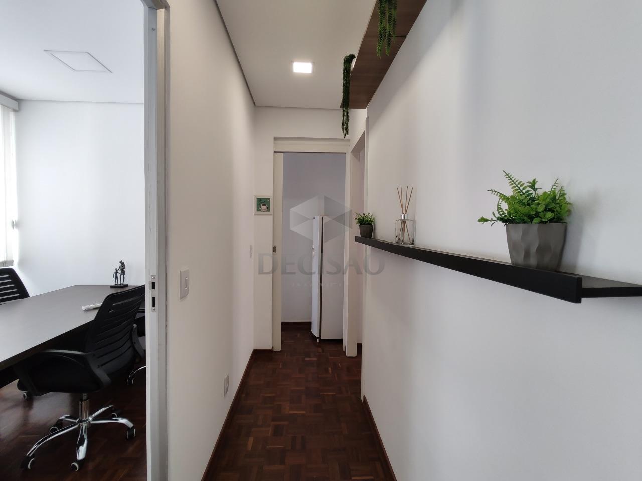 Sala à venda no Santo Antonio: 