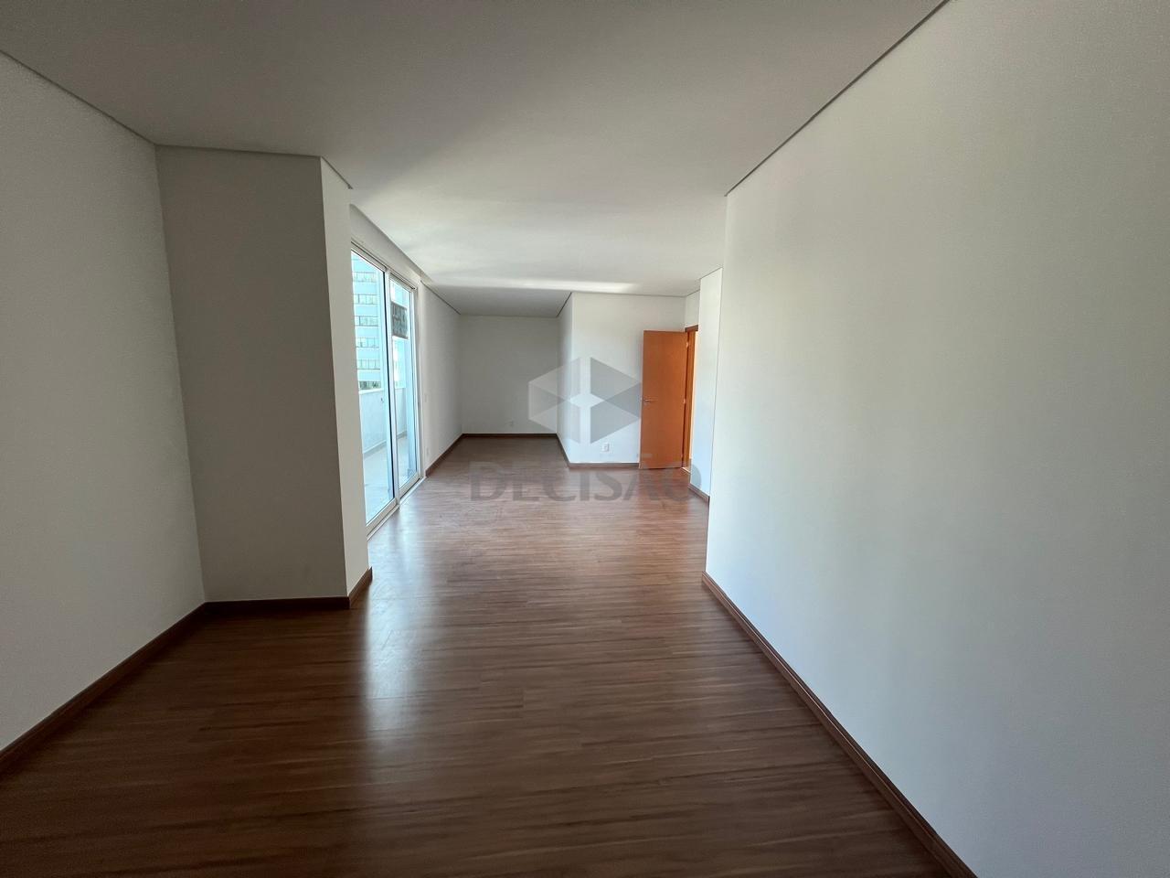 Cobertura à venda no Santa Lucia: 