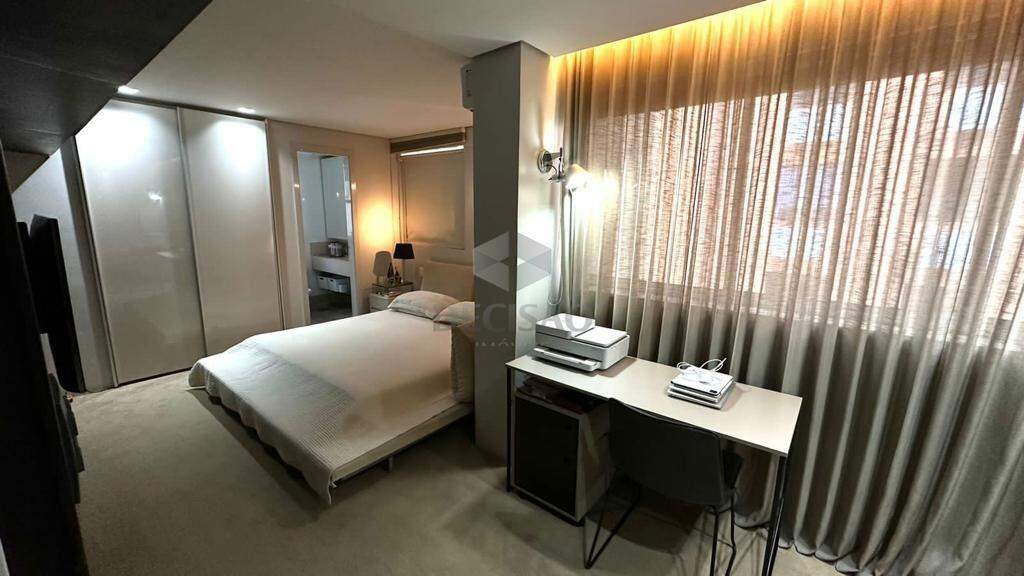 Cobertura à venda no Savassi: 