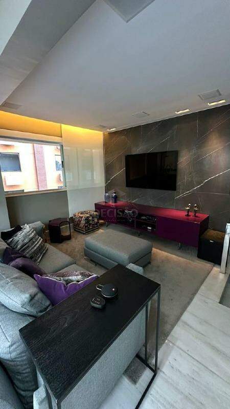 Cobertura à venda no Savassi: 