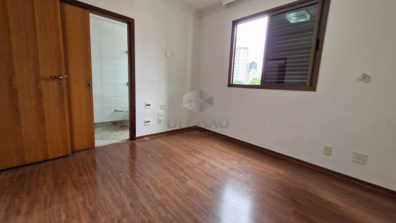 Apartamento 4 Quartos à venda no Carmo: 