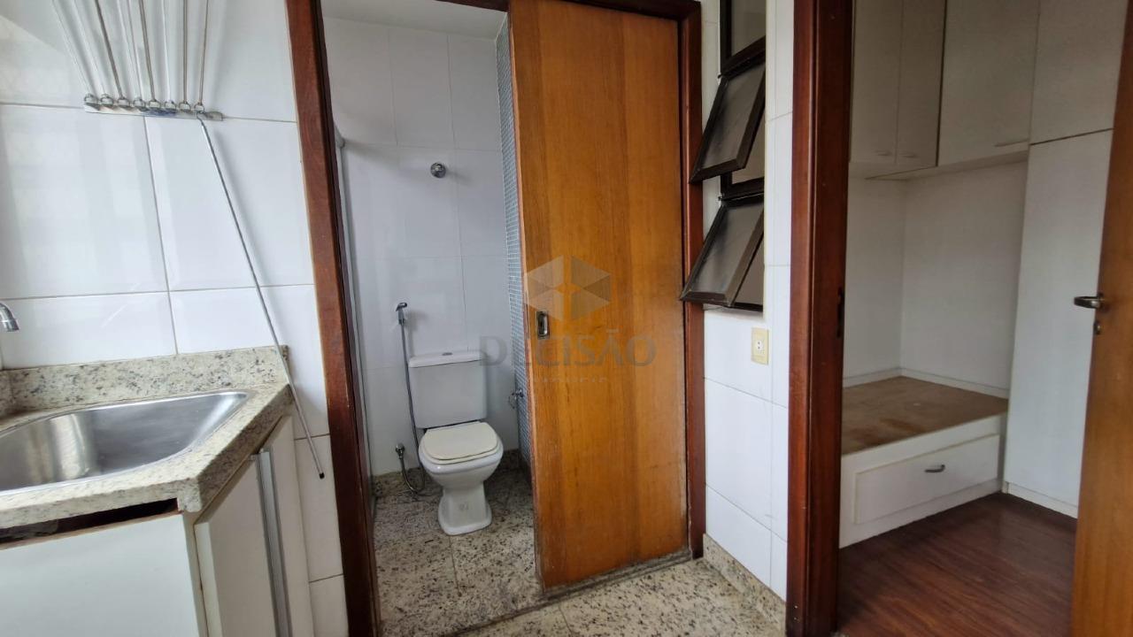 Apartamento 4 Quartos à venda no Carmo: 