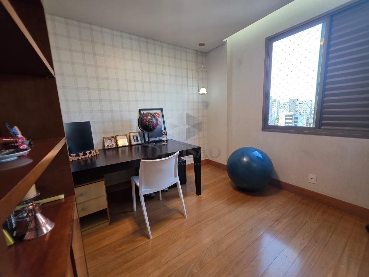 Apartamento 4 Quartos à venda no São Pedro: 