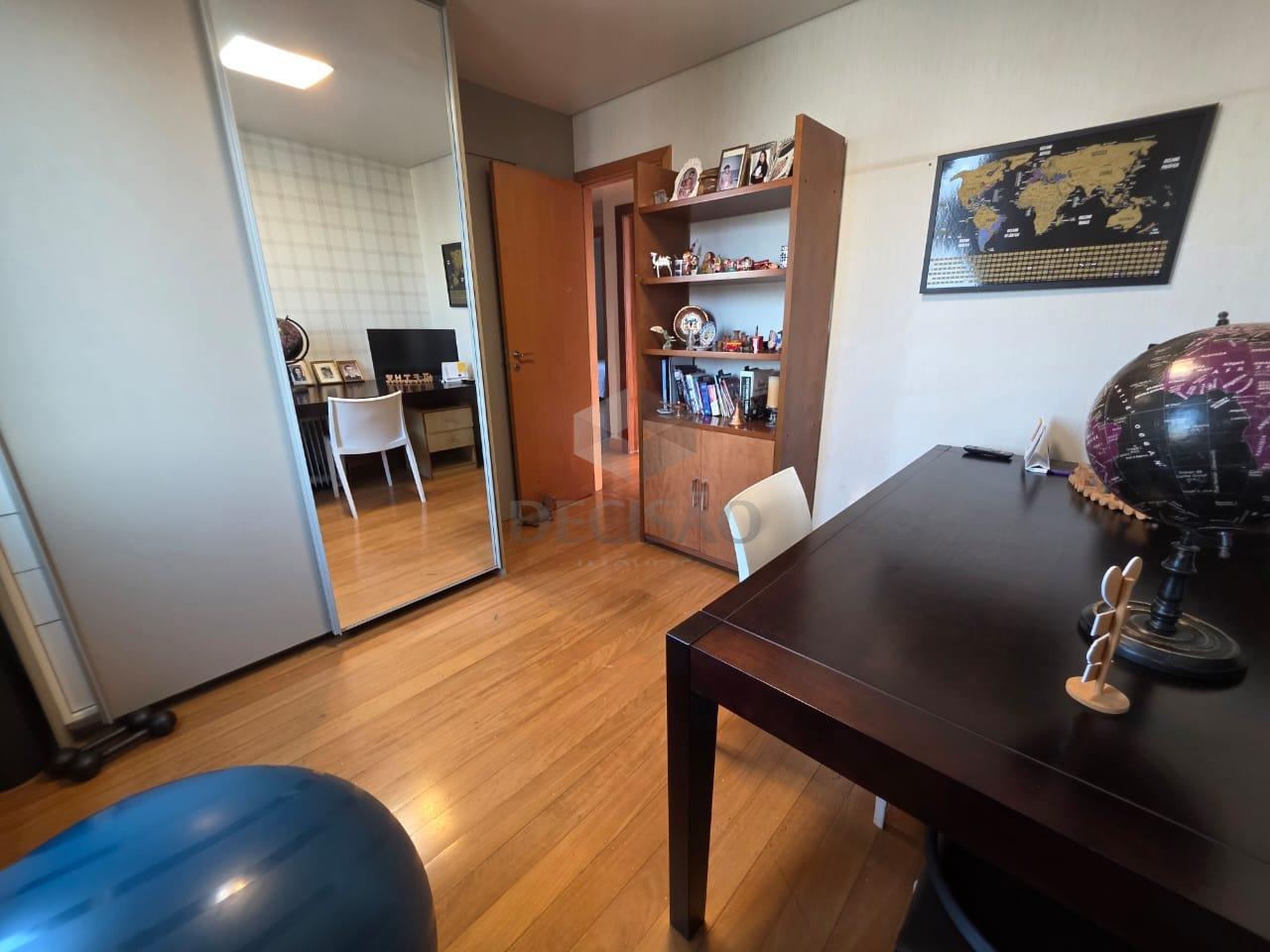 Apartamento 4 Quartos à venda no São Pedro: 