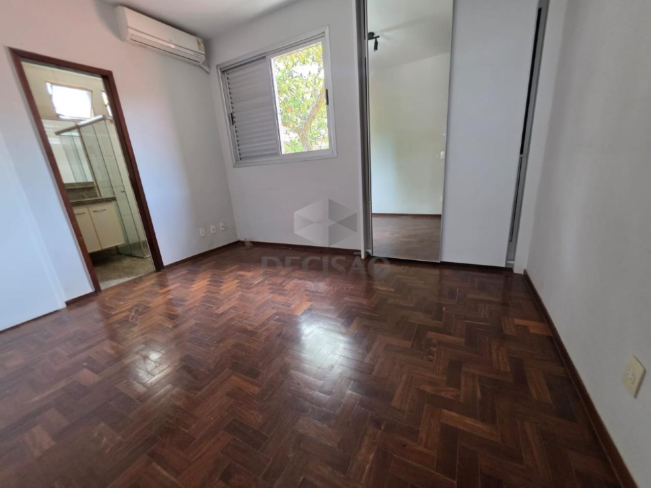 Apartamento 4 Quartos à venda no Santo Antonio: 