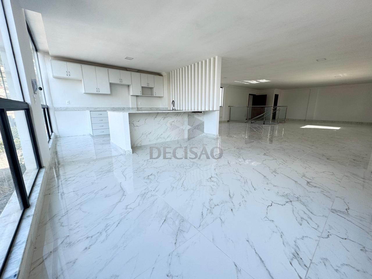 Casa à venda no Mangabeiras: 