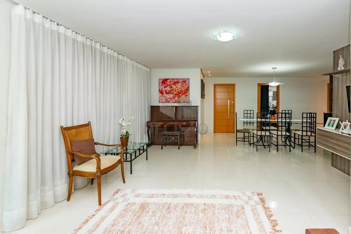 Área privativa à venda no Prado: 