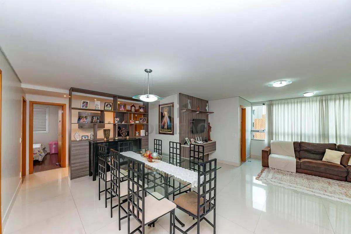 Área privativa à venda no Prado: 