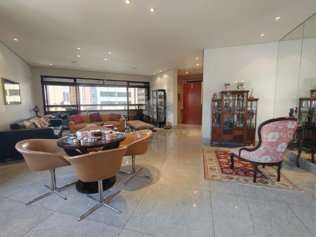 Apartamento 4 Quartos à venda no Funcionarios: 