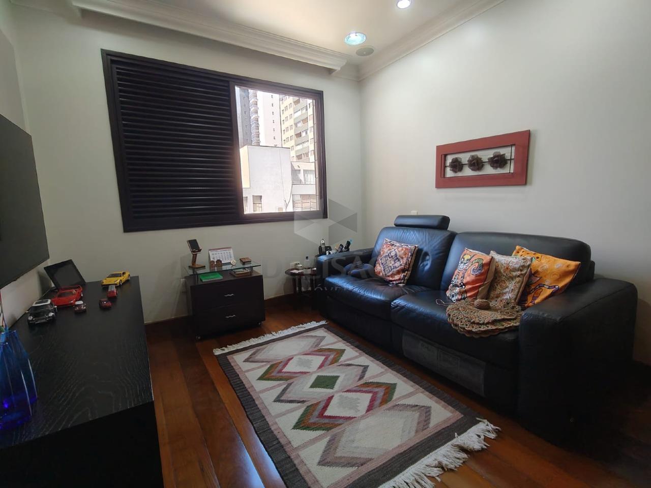 Apartamento 4 Quartos à venda no Funcionarios: 