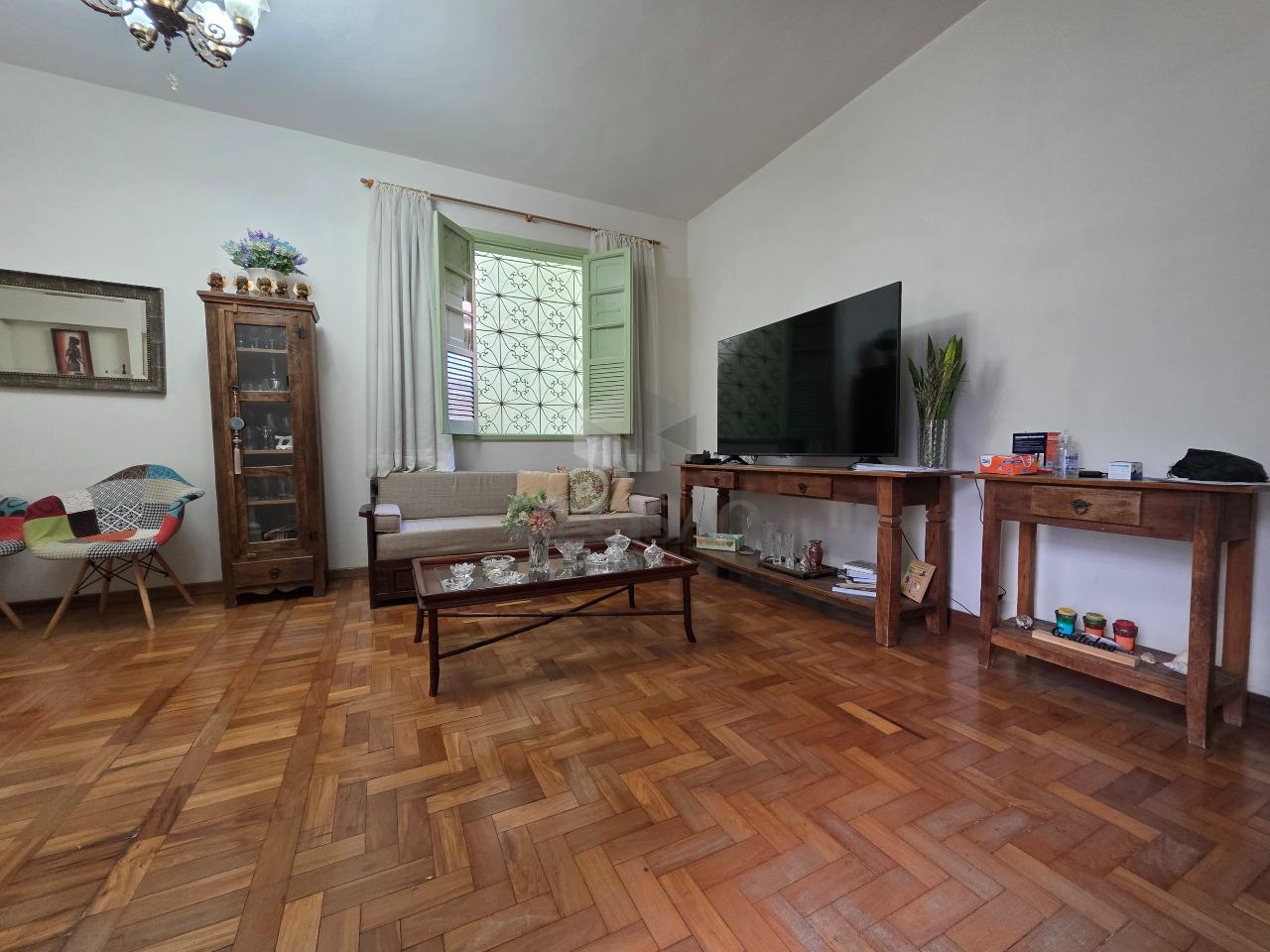 Casa à venda no Serra: 