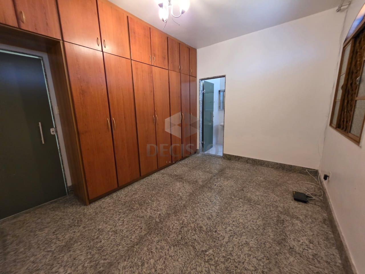 Casa à venda no Floresta: 